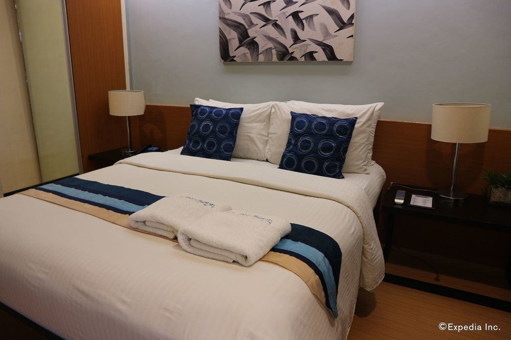 Reddoorz Plus Near Mendoza Park Puerto Princesa Luaran gambar