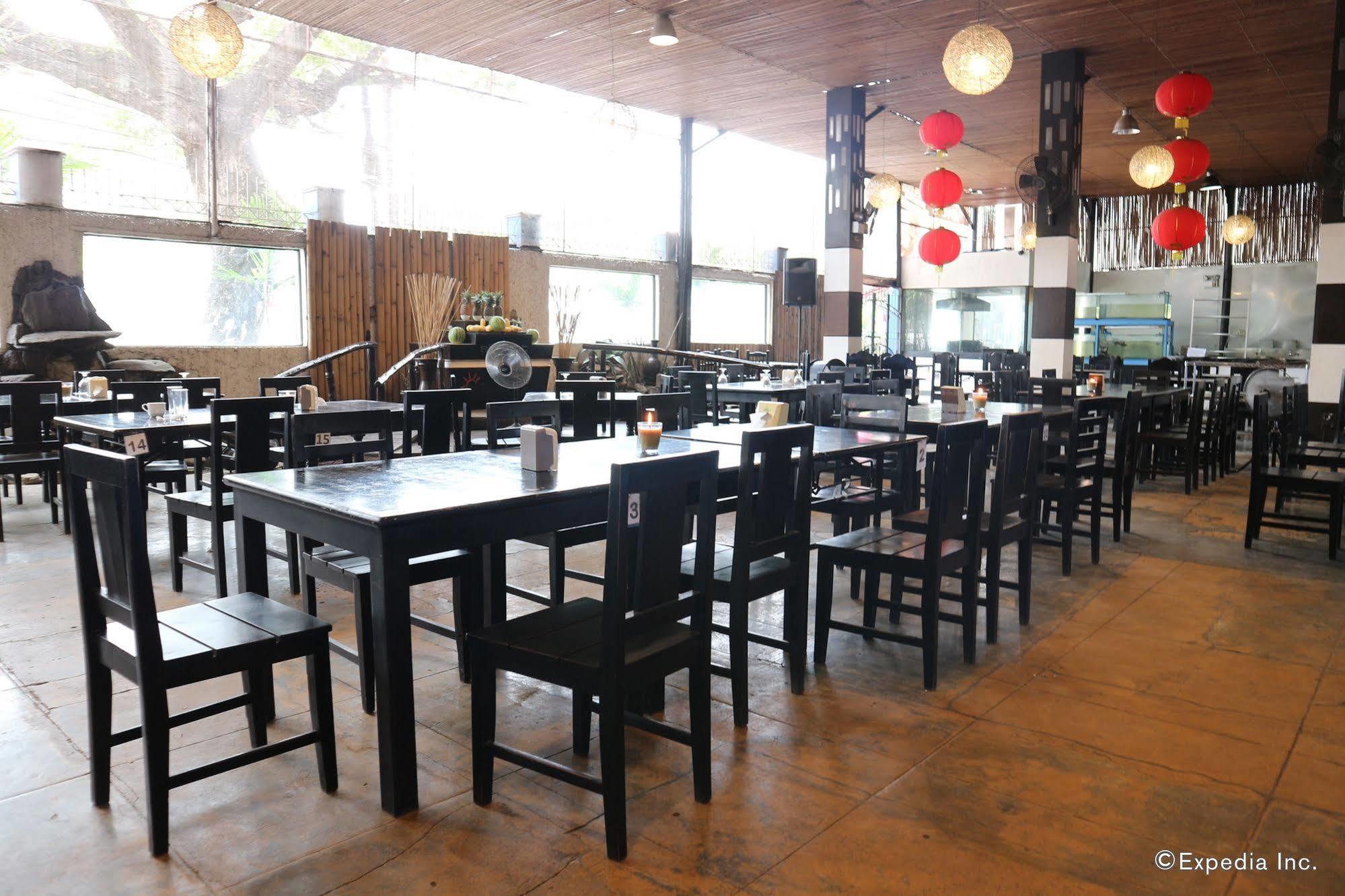 Reddoorz Plus Near Mendoza Park Puerto Princesa Luaran gambar
